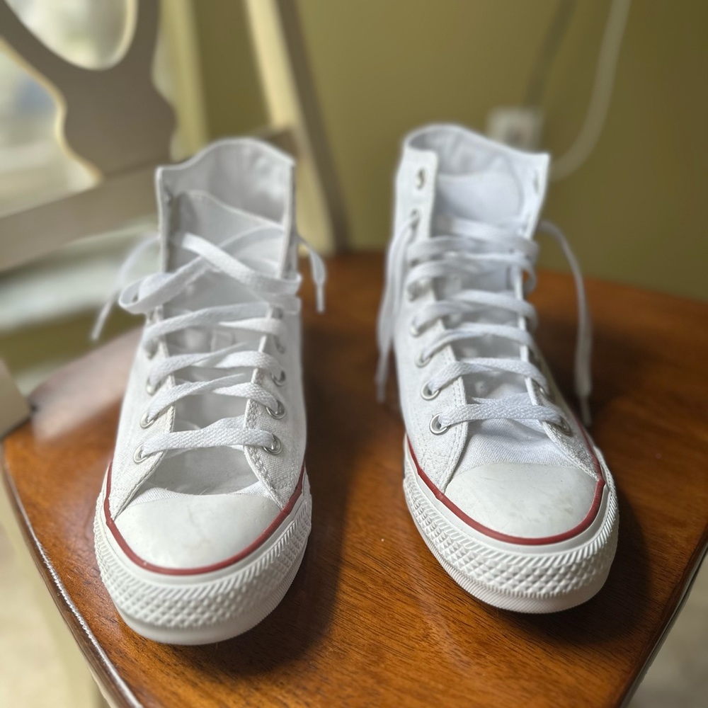 Converse White High-Tops with Red Details Women’s 10/ Men’s 8